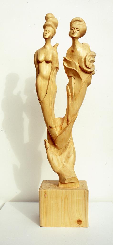 104 Tous les deux.  Sculpture cyprès de FERRE Michel