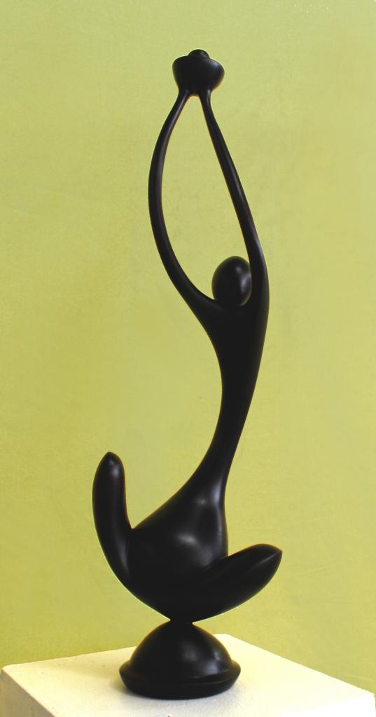 125 Offrande. Sculpture d'HATEGEKIMANA Laurent