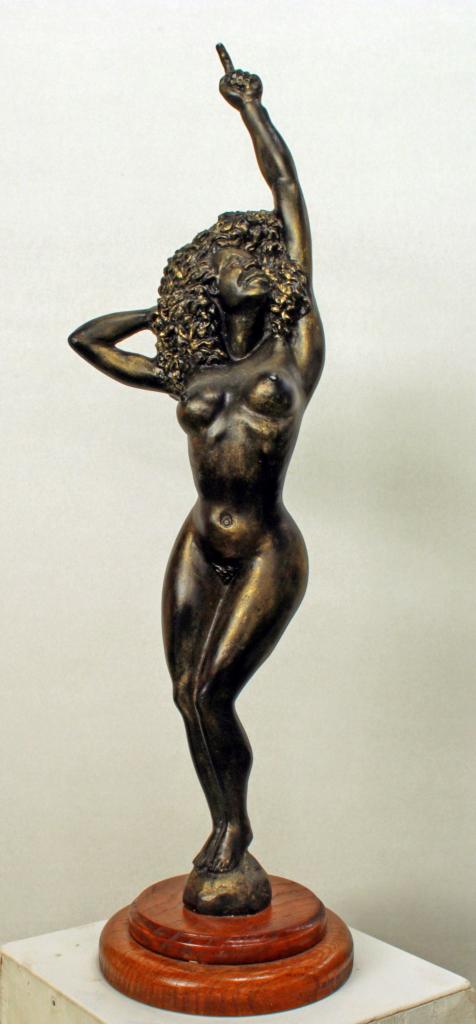 76.La métisse nue - Sculpture de Christian CHOQUET